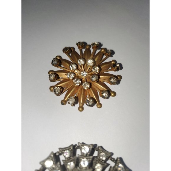 Pins - Picture 12 of 14